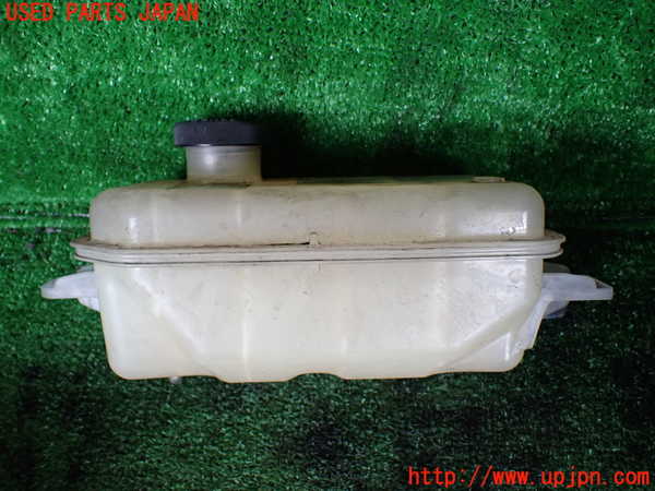 1UPJ-9231732410]レクサス・LS600hL(UVF46)ラジエータータンク 中古_2