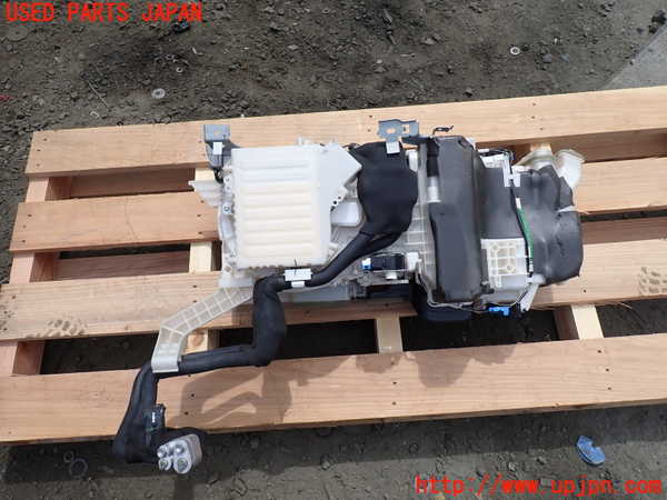1UPJ-9231736082]レクサス・LS600hL(UVF46)エバポレーター2 (リヤ) 中古_3