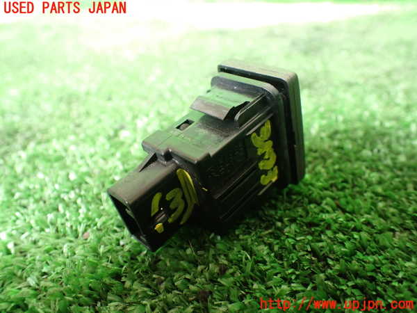 1UPJ-9231736308]レクサス・LS600hL(UVF46)スイッチ3 (DRL) 中古_2