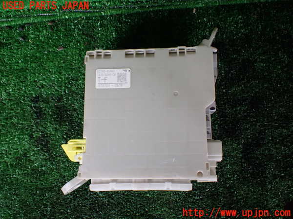 1UPJ-9231736742]レクサス・LS600hL(UVF46)ヒューズボックス2 中古_2