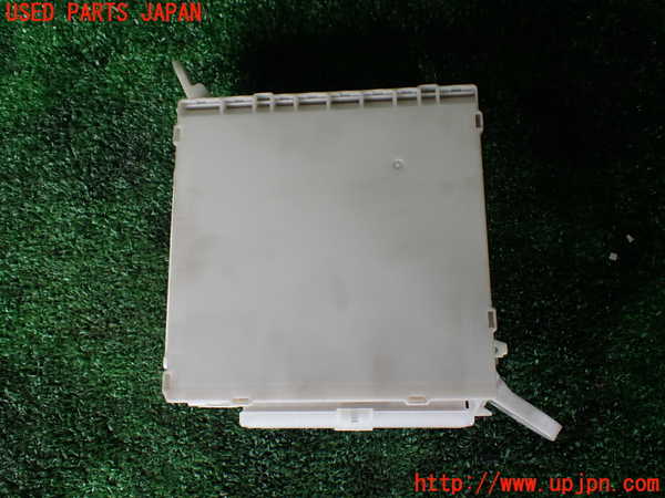 1UPJ-9231736743]レクサス・LS600hL(UVF46)ヒューズボックス3 中古_2
