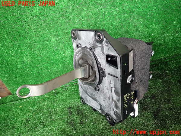 1UPJ-9231737555]レクサス・LS600hL(UVF46)ATシフトレバー 中古_2