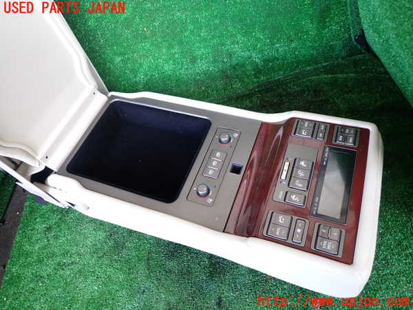 1UPJ-9231737549]レクサス・LS600hL(UVF46)コンソール 中古_2