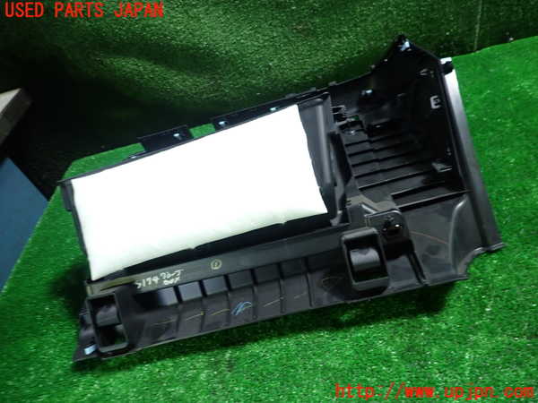 1UPJ-9231747516]フィット(Fit) ハイブリッド(e：HEV)(GR6)グローブボックス1 中古_2