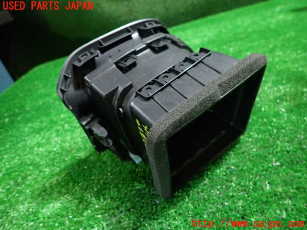 1UPJ-9231747527]フィット(Fit) ハイブリッド(e：HEV)(GR6)エアコン吹き出し口2 中古_2