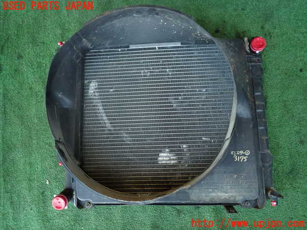 2UPJ-9231752321]フェアレディZ(GCZ32)ラジエーター1 中古_3