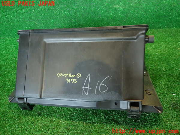 2UPJ-9231757516]フェアレディZ(GCZ32)グローブボックス1 中古_5