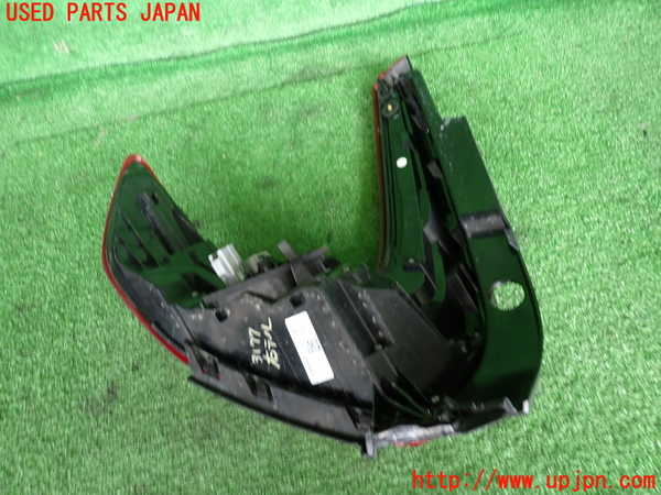 2UPJ-9231771530]ボルボ・XC40(XB420TXCM)右テールランプ 中古_3