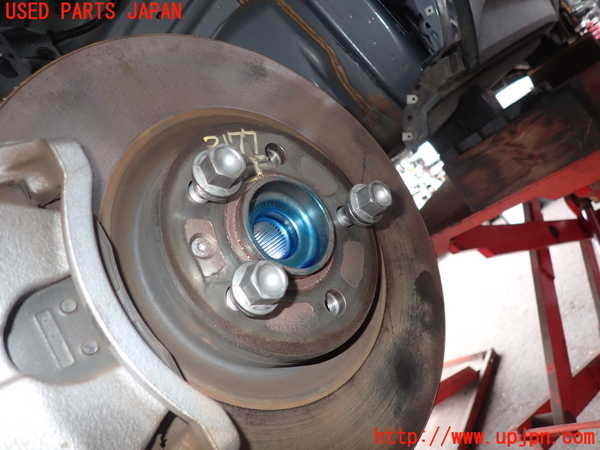 2UPJ-9231774295]ボルボ・XC40(XB420TXCM)左フロントナックルハブ 中古_2