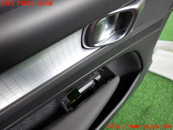 2UPJ-9231771264]ボルボ・XC40(XB420TXCM)左前ドア内張り 中古_2