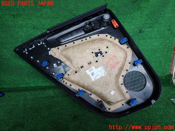 2UPJ-9231771294]ボルボ・XC40(XB420TXCM)右後ドア内張り 中古_3