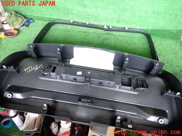 2UPJ-9231771578]ボルボ・XC40(XB420TXCM)バックドア内張り 中古_4