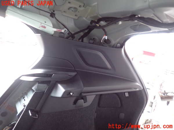 2UPJ-9231777675]ボルボ・XC40(XB420TXCM)右リアピラートリム 中古_2