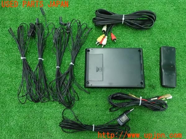 3UPJ=9231780578]ランクル100系(UZJ100W)前期 KEIYO AN-T010 地デジチューナー リモコン付 中古_2