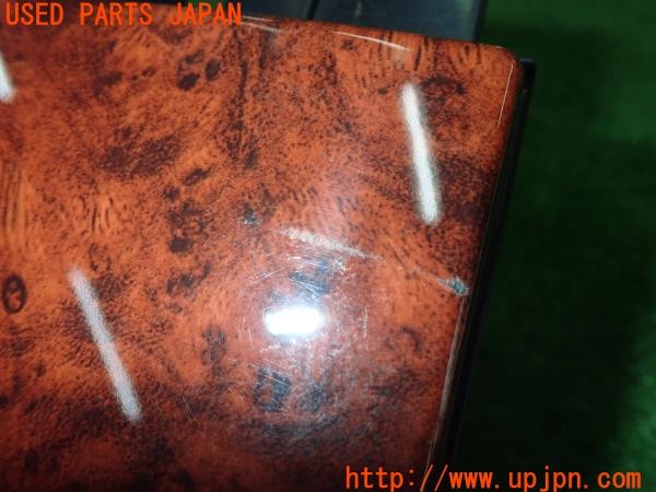 3UPJ=9231780631]ランクル100系(UZJ100W)前期 純正 木目調 ドリンクホルダー 中古_4