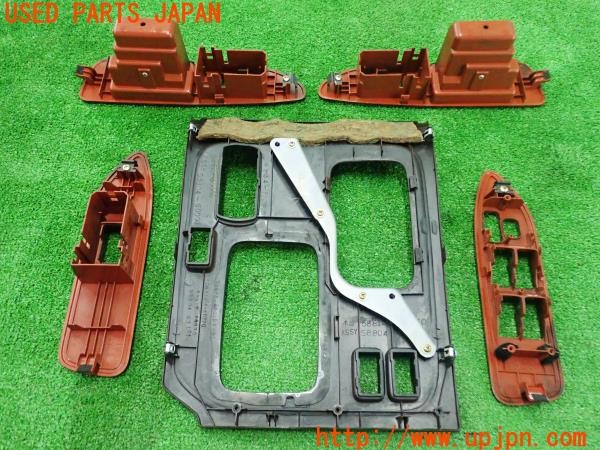 3UPJ=9231780645]ランクル100系(UZJ100W)前期 純正 木目調パネル 内装パネル ドアスイッチ シフトパネル 5点セット 中古_5