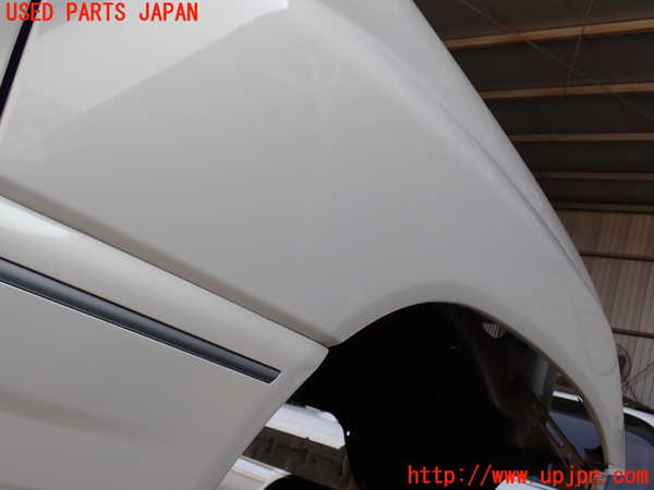 2UPJ-9231781080]ランクル100系(UZJ100W)右前フェンダー 中古_5