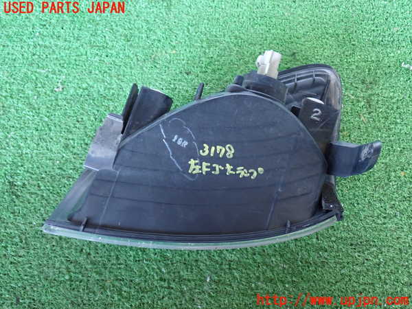 2UPJ-9231781152]ランクル100系(UZJ100W)左コーナーランプ 中古_4