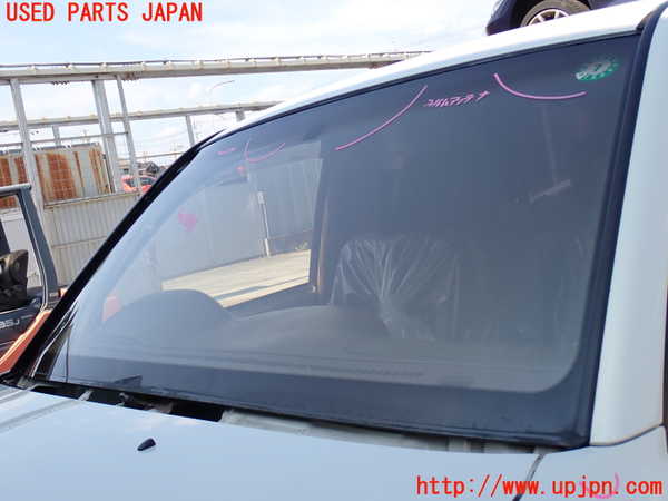 2UPJ-9231781195]ランクル100系(UZJ100W)フロントガラス (43R-006261) 中古_3
