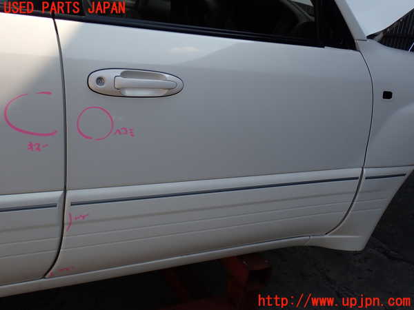 2UPJ-9231781230]ランクル100系(UZJ100W)右前ドア (43R-00012) 中古_3