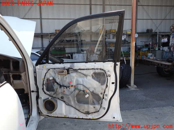 2UPJ-9231781230]ランクル100系(UZJ100W)右前ドア (43R-00012) 中古_5
