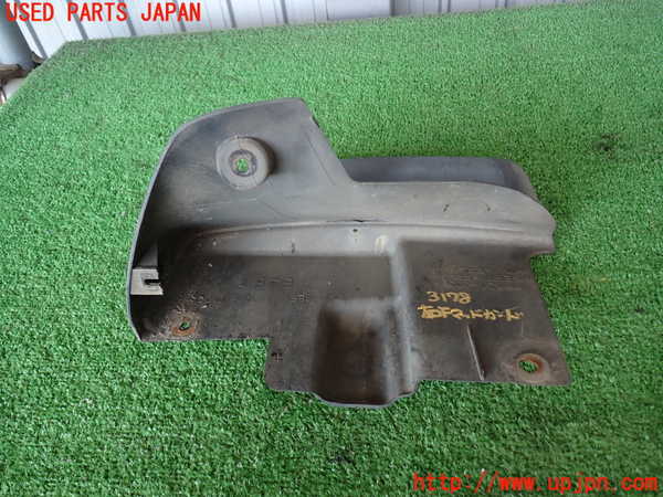 2UPJ-9231781450]ランクル100系(UZJ100W)右フロントマッドガード(泥除け) 中古_2