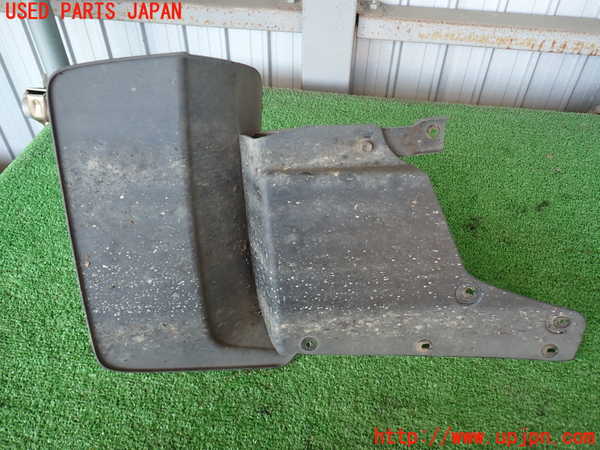 2UPJ-9231781456]ランクル100系(UZJ100W)左リアマッドガード(泥除け) 中古_3