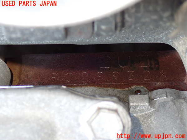 2UPJ-9231782003]ランクル100系(UZJ100W)エンジン・ミッションセット（補機類・ECU付） 中古_2