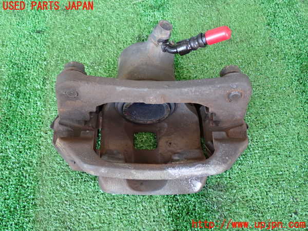 2UPJ-9231784090]ランクル100系(UZJ100W)右リアキャリパー 中古_2