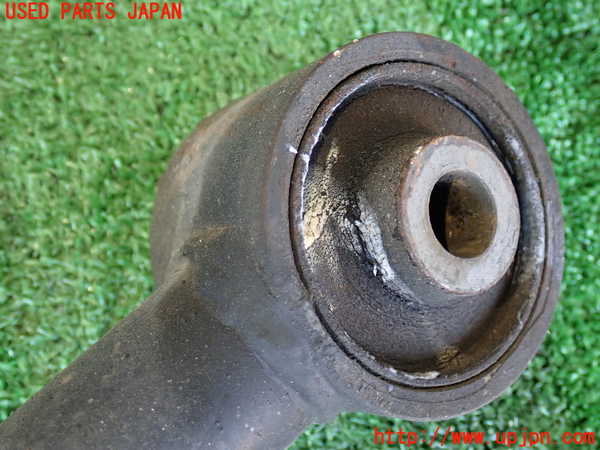 2UPJ-9231785200]ランクル100系(UZJ100W)右リアロアアーム1 中古_2