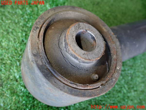 2UPJ-9231785226]ランクル100系(UZJ100W)左リアロアアーム1 中古_2