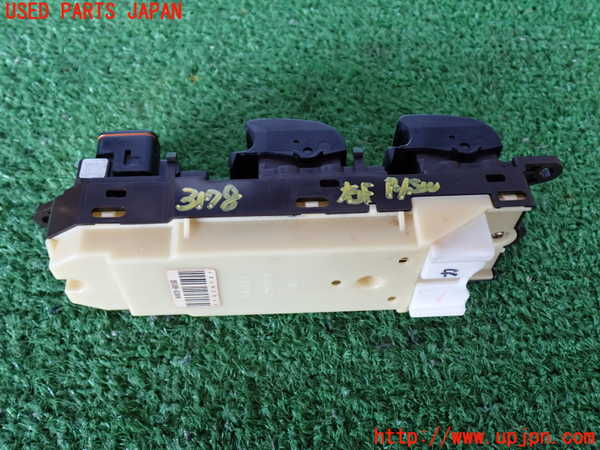 2UPJ-9231786240]ランクル100系(UZJ100W)右前パワーウィンドウスイッチ 中古_2