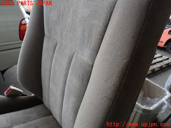 2UPJ-9231787065]ランクル100系(UZJ100W)助手席シート 中古_3