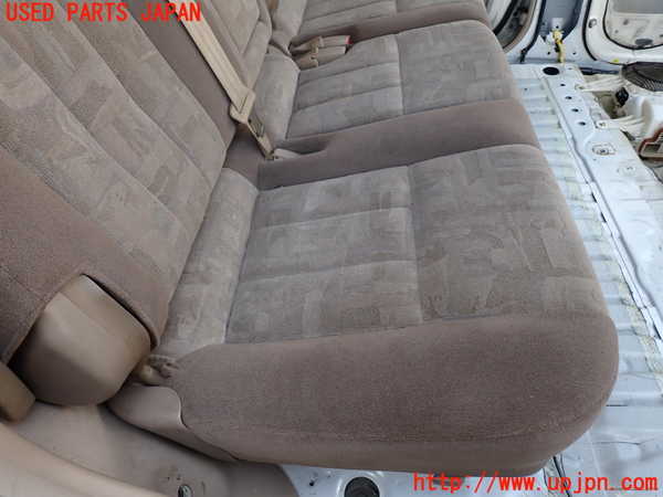 2UPJ-9231787145]ランクル100系(UZJ100W)右2列目シート 中古_2