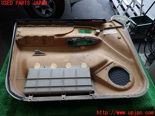 2UPJ-9231781234]ランクル100系(UZJ100W)右前ドア内張り 中古_5
