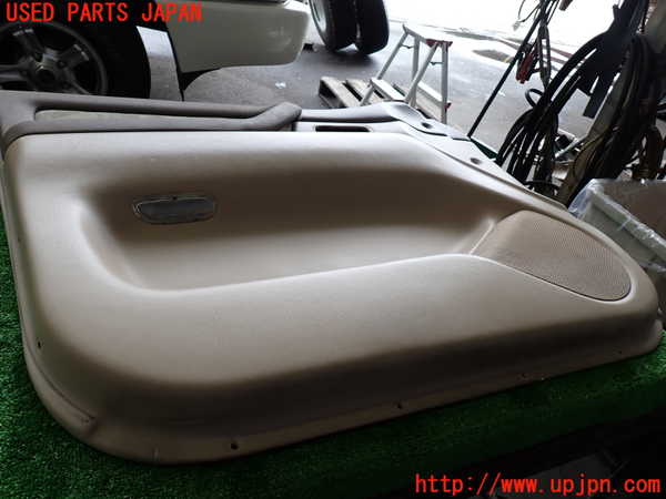 2UPJ-9231781264]ランクル100系(UZJ100W)左前ドア内張り 中古_2