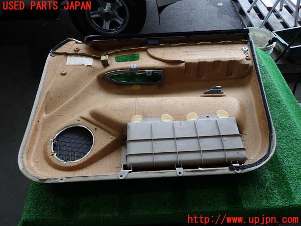 2UPJ-9231781264]ランクル100系(UZJ100W)左前ドア内張り 中古_5