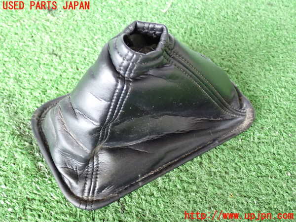2UPJ-9231787575]ランクル100系(UZJ100W)シフトブーツ 中古_2