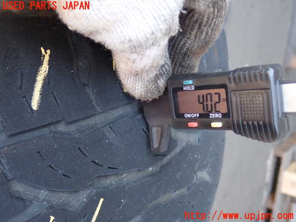 2UPJ-9231789030]ランクル100系(UZJ100W)タイヤ　ホイール　4本セット 275/70R16 中古_4
