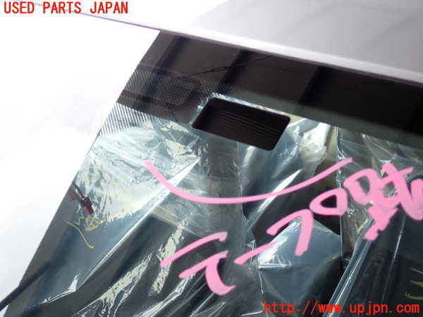 2UPJ-9231791195]BMW 320i(8A20)フロントガラス (43R-001586) 中古 (F30)_3
