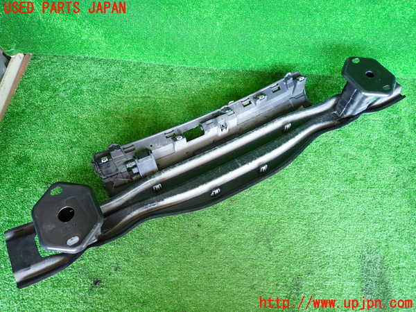 2UPJ-9231791614]BMW 320i(8A20)リアバンパーホースメント 中古 (F30)_3