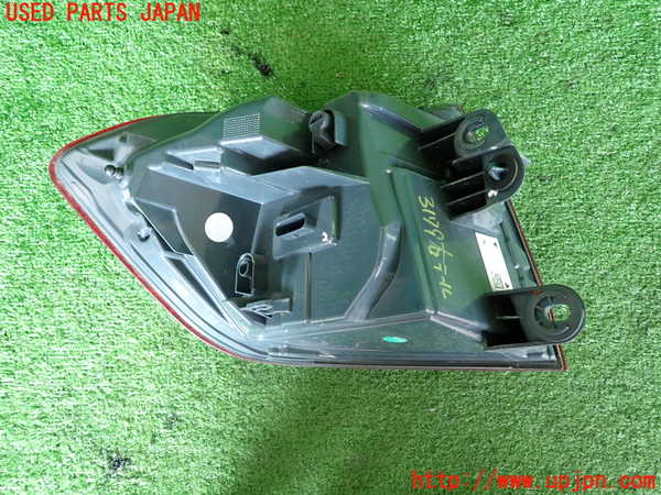 2UPJ-9231791530]BMW 320i(8A20)右テールランプ 中古 (F30)_3