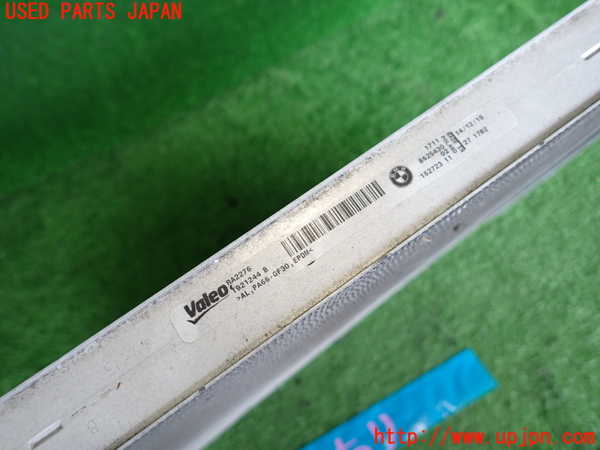 2UPJ-9231792322]BMW 320i(8A20)ラジエーター2 中古 (F30)_4