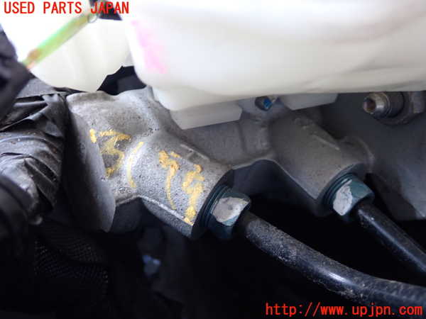 2UPJ-9231794050]BMW 320i(8A20)ブレーキマスターシリンダー 中古 (F30)_2