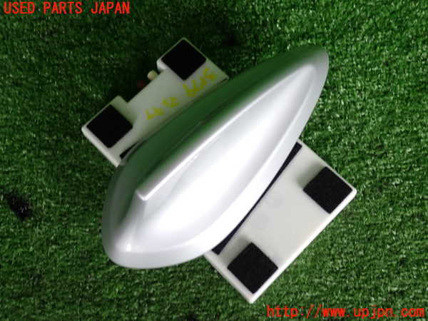 2UPJ-9231796550]BMW 320i(8A20)アンテナ 中古 (F30)_2