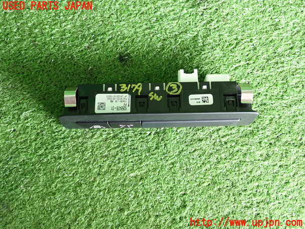 2UPJ-9231796308]BMW 320i(8A20)スイッチ3 (レーンアシスト) 中古 (F30)_2