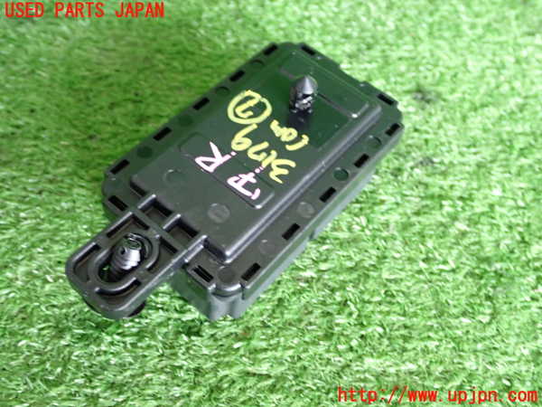 2UPJ-9231796152]BMW 320i(8A20)コンピューター7 中古 (F30)_2