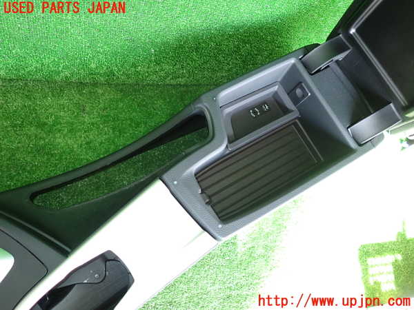 2UPJ-9231797540]BMW 320i(8A20)センターコンソール 中古 (F30)_3