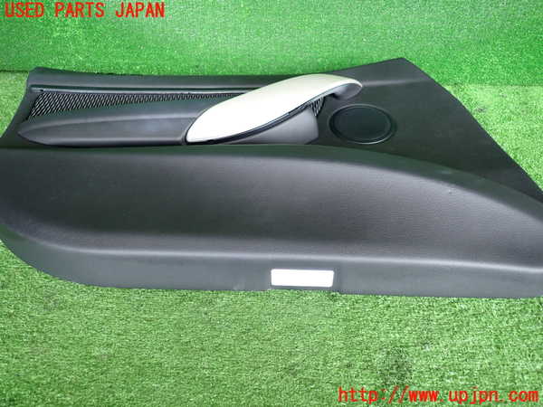 2UPJ-9231791264]BMW 320i(8A20)左前ドア内張り 中古 (F30)_5