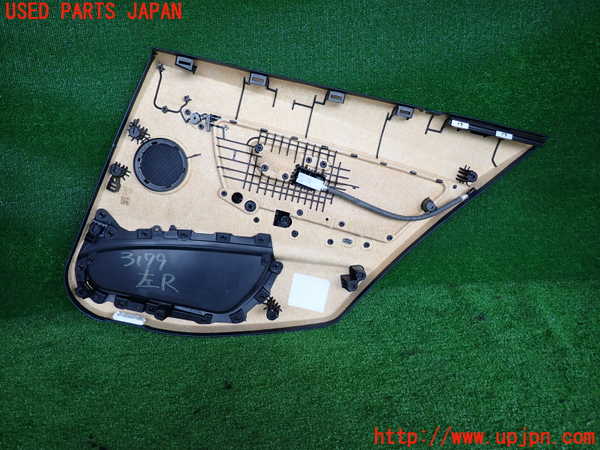 2UPJ-9231791324]BMW 320i(8A20)左後ドア内張り 中古 (F30)_2